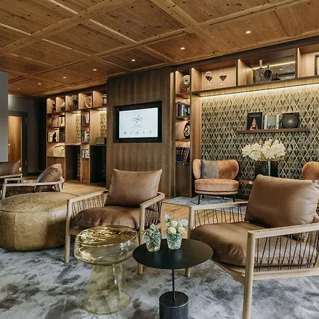 Grand Tirolia Κίτσμπουελ