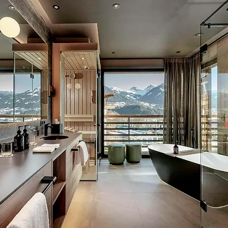 Hotell Grand Tirolia